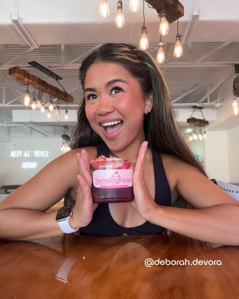 Raining Berries brand ambassador @deborah.devora